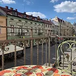 Piotrkowska 28 By Good Time 3*