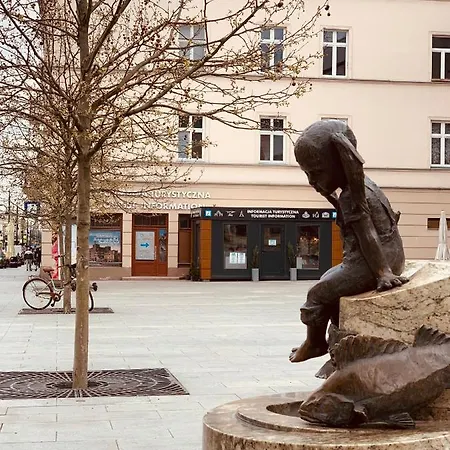 Piotrkowska 28 By Good Time Aparthotel 3*