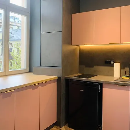 Aparthotel Piotrkowska 28 By Good Time Lodz