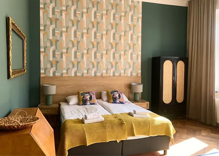 Piotrkowska 28 By Good Time 3*