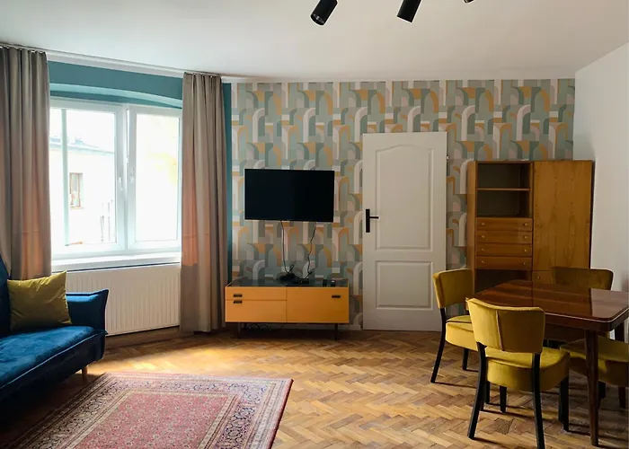 Piotrkowska 28 By Good Time 3*