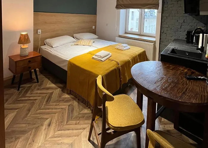 Aparthotel Piotrkowska 28 By Good Time 3*