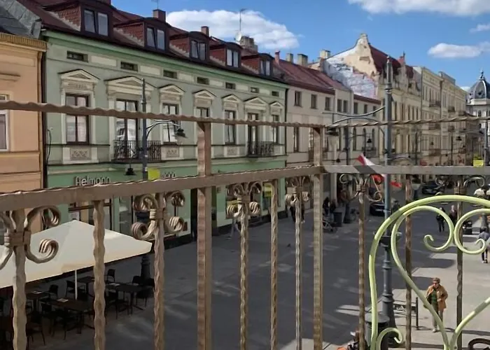 Piotrkowska 28 By Good Time 3*